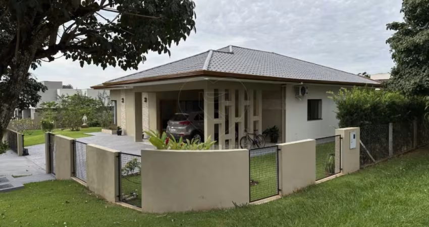 Casa térrea à venda no condomínio Estância Bom Tempo - com 3 suítes