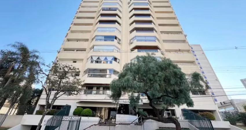 Apartamento com três dormitórios sendo 1 suíte à venda no edifício diplomata