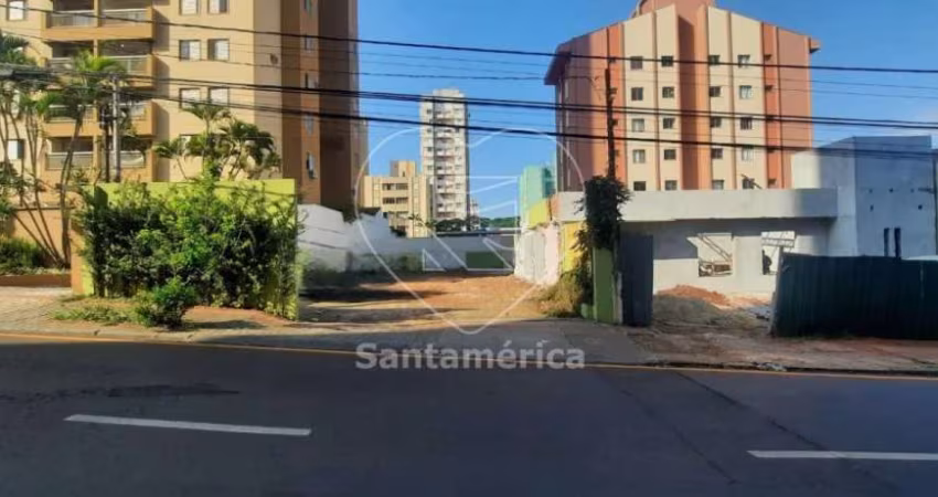 Terreno à venda e locação na rua Goiás próxima à Unifil no centro