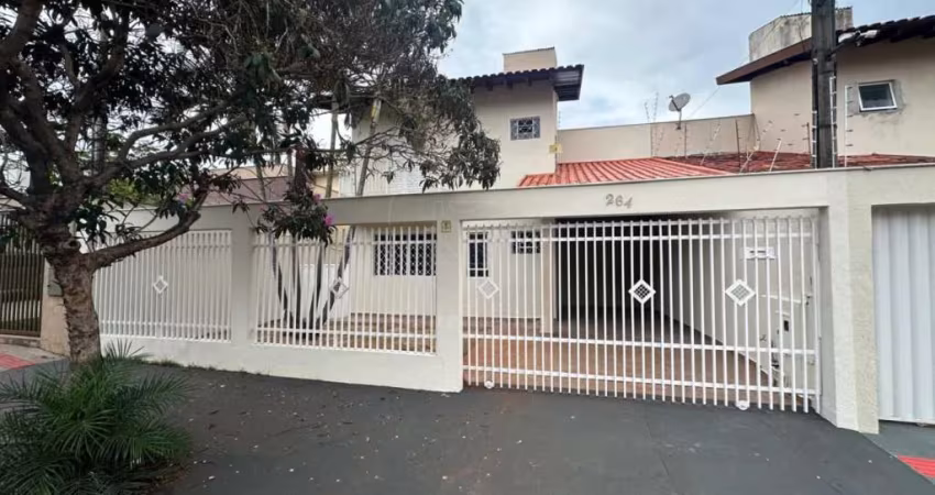 Casa de 2 andares para venda com 3 quartos e suíte próximo ao Norte Shopping