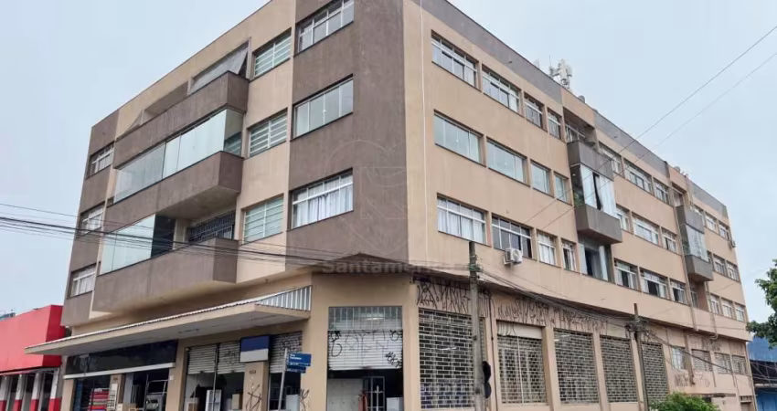Apartamento com três dormitórios à venda no Edifício Ana Cristina