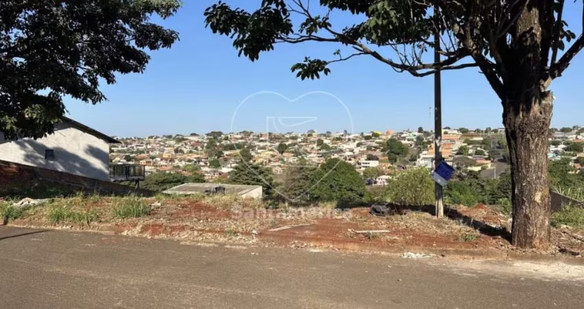 Terreno de 418,77m² em Declive no Jardim Sabará III