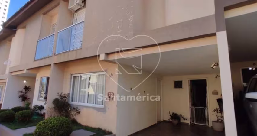 Casa à venda com 109m² privativos em condomínio na região Oeste