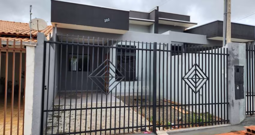 Casa á Venda Próximo a Saul Elkind com 3 Dormitórios e 1 Suíte