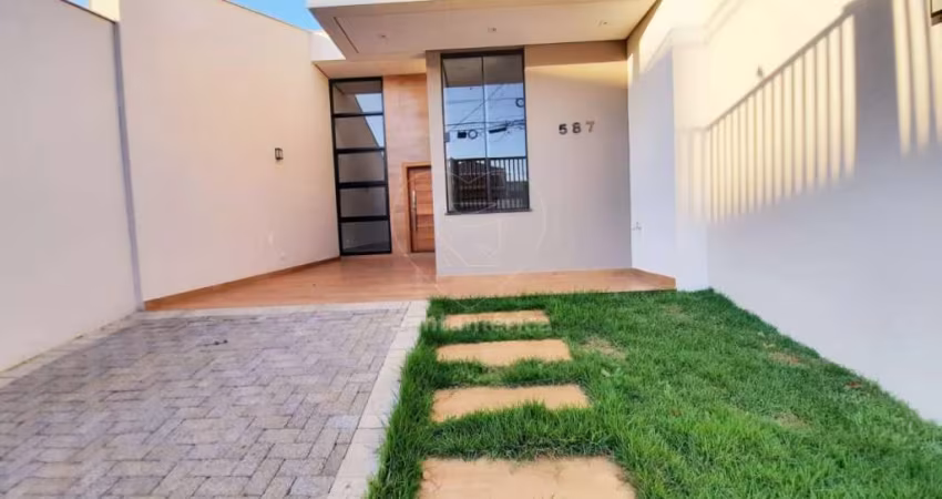 Casa residencial com 137m² á venda em Londrina.