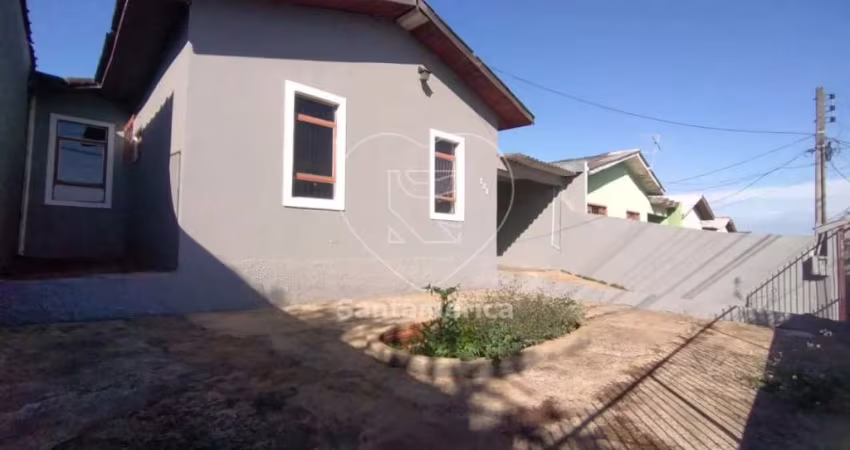 Casa com 104,30m² à venda  no Semíramis
