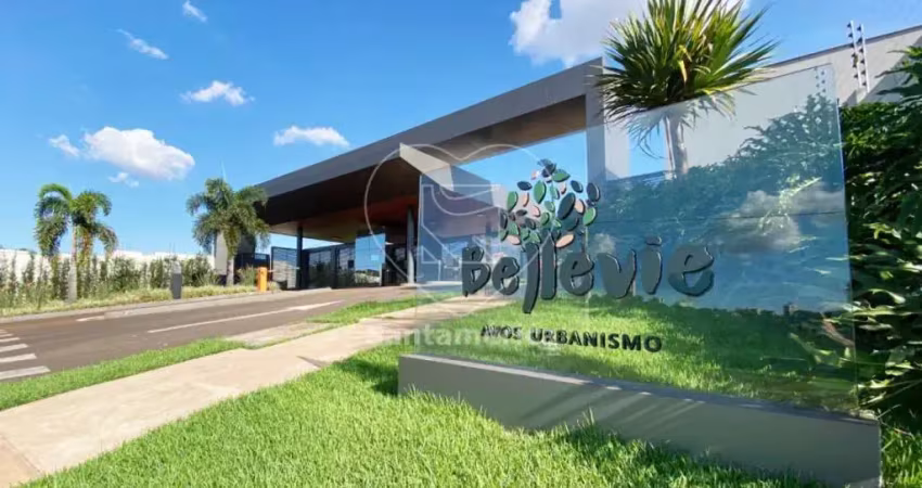 Terreno em condomínio declive com 379m² à venda Condomínio Residencial Bellevie