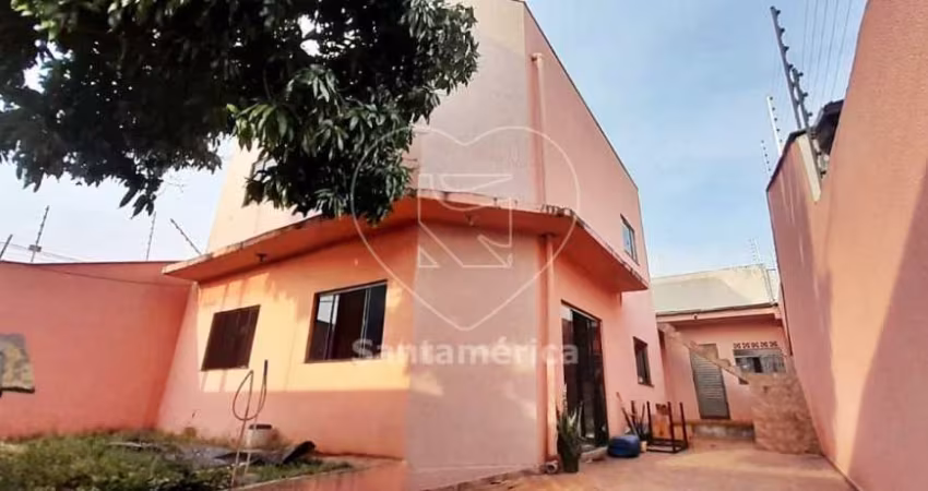 Sobrado na região Norte de Londrina com 4 dormitórios