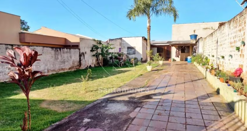 Terreno à venda com 115m² na região Leste de Londrina.