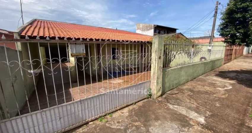 Casa com 90m² e 3 dormitórios sendo 1 suíte a venda no Cinco Conjuntos