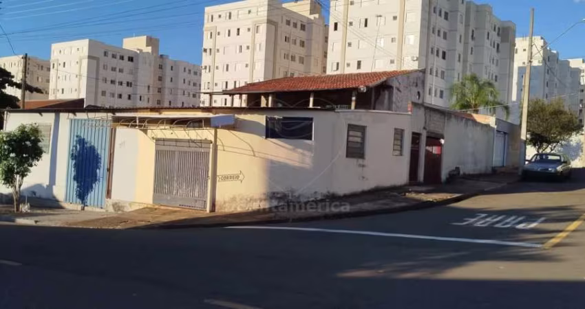Casa à Venda no Conjunto Farid Libos com 3 Quartos - Excelente Oportunidade!