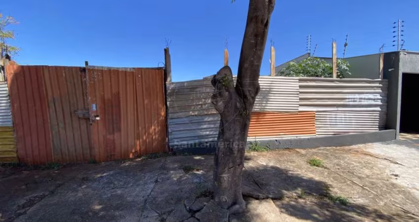 Terreno com 360 m² á venda na região Oeste de Londrina.