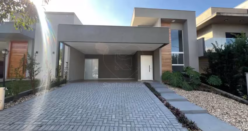 Casa à venda no condomínio bella vittá com 3 quartos e jacuzzi