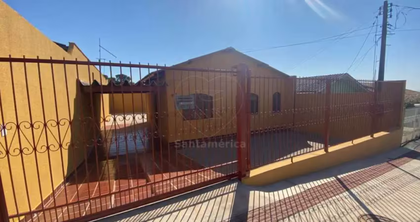 Casa reformada para aluguel na zona norte de londrina com 2 quartos, próxima à avenida saul elkind