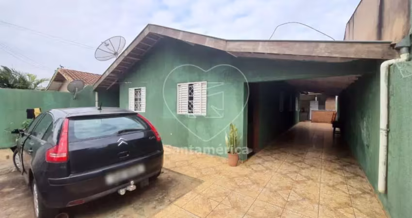 Casa à venda no cinco conjuntos contendo 3 dormitórios sendo 1 suíte