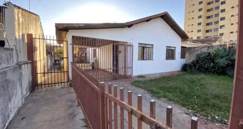 Casa à venda na zona leste de londrina | frente e fundos