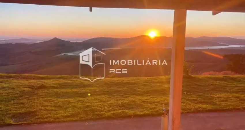 Fazenda à venda na estrada de acesso, Zona Rural, Capitólio