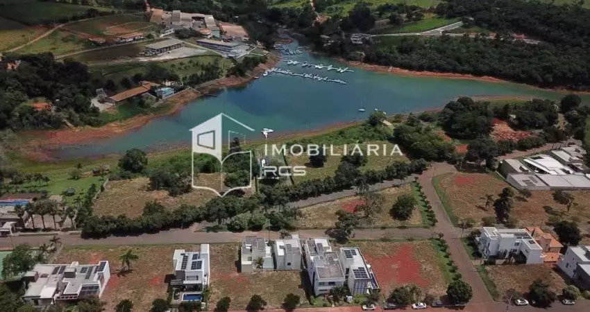 Terreno à venda, 270,78 m² - condomínio lago vitória - capitólio/mg - te4439