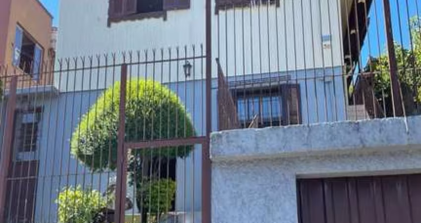 Casa com 3 quartos à venda na Rua Padre Nóbrega, 36, Rio Branco, Caxias do Sul
