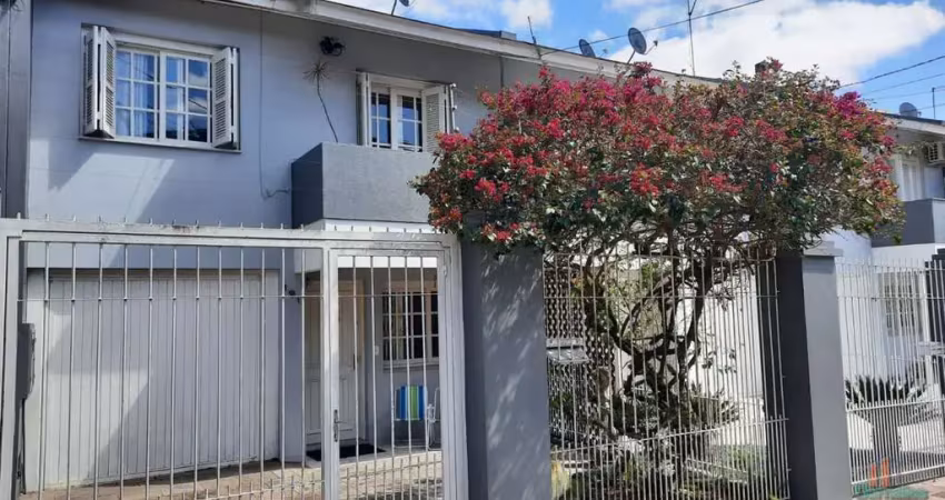 Casa com 3 quartos à venda na Maximiliano A. Rodrigues, 191, Santa Lúcia do Piaí, Caxias do Sul