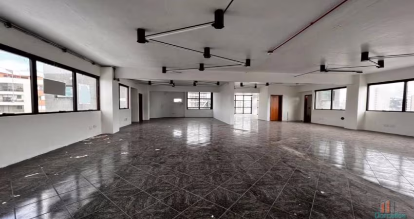 Sala comercial à venda na Avenida Júlio de Castilhos, 2773, São Pelegrino, Caxias do Sul