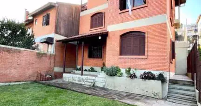Casa com 3 quartos à venda na Rua Capitão Artemim Karan, 742, Colina Sorriso, Caxias do Sul
