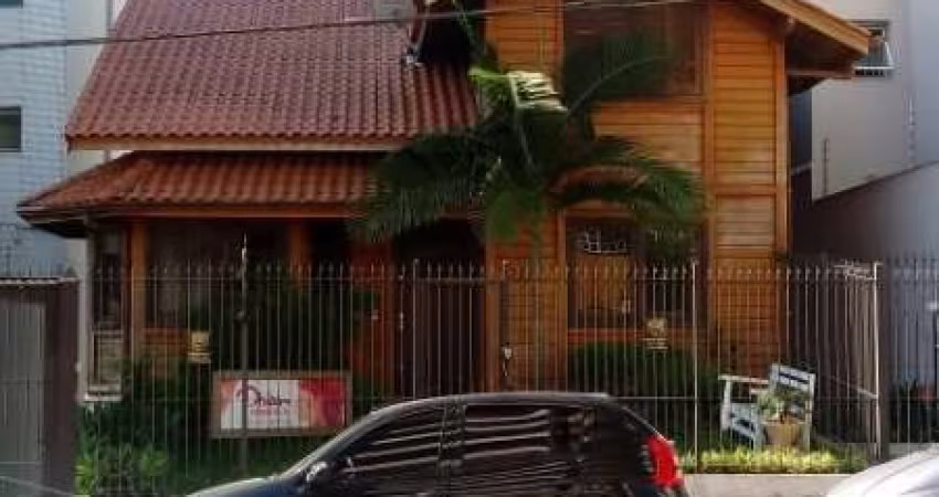 Casa com 5 quartos à venda na Rua Visconde de Mauá, 443, São Pelegrino, Caxias do Sul