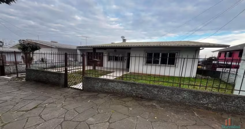 Casa com 3 quartos para alugar no Kayser, Caxias do Sul 