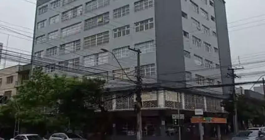 Apartamento com 3 quartos para alugar no Centro, Caxias do Sul 