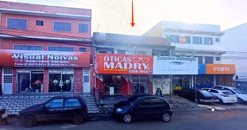 Oportunidade no Recanto das Emas – Prédio Comercial Amplo