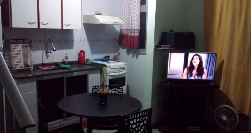 Apartamento - Padrão, para Venda em Ubatuba/SP
