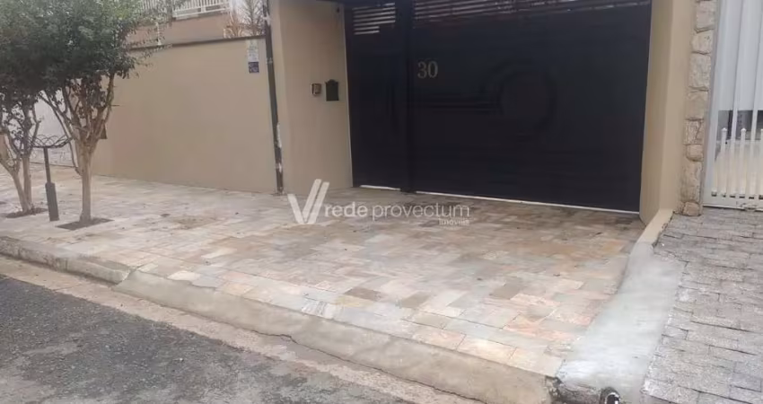 Casa com 4 quartos à venda na Rua Luiz Oliveira, 30, Parque das Flores, Campinas
