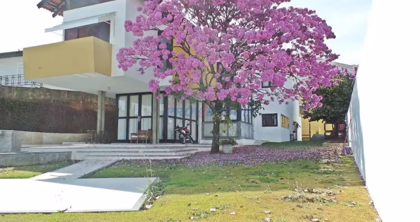 Casa com 4 quartos para alugar na Rua Nazaré Paulista, 300, Jardim das Paineiras, Campinas