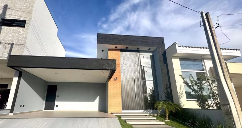 Belíssima casa à venda no Condomínio Reserva, localizado na Cidade de Botucatu-