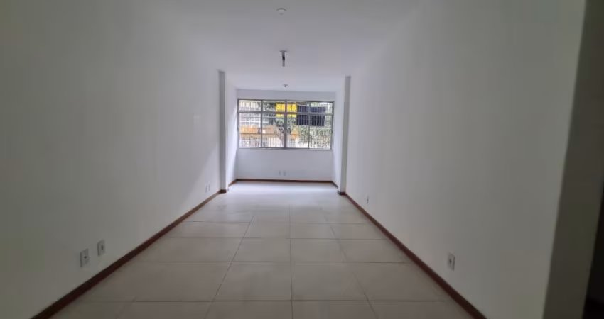 Apto térreo 3 Qtos todo reformado