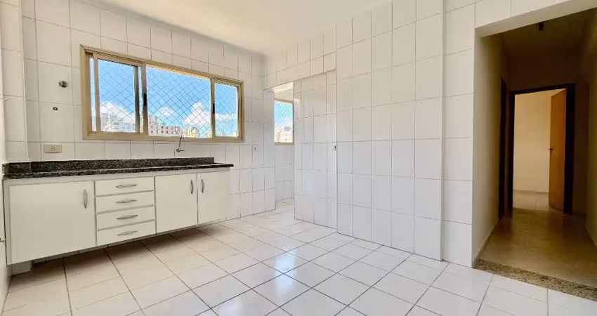 Apartamento com 3 quartos para alugar na Rua Professor Tarquínio Silva, 40, Marapé, Santos
