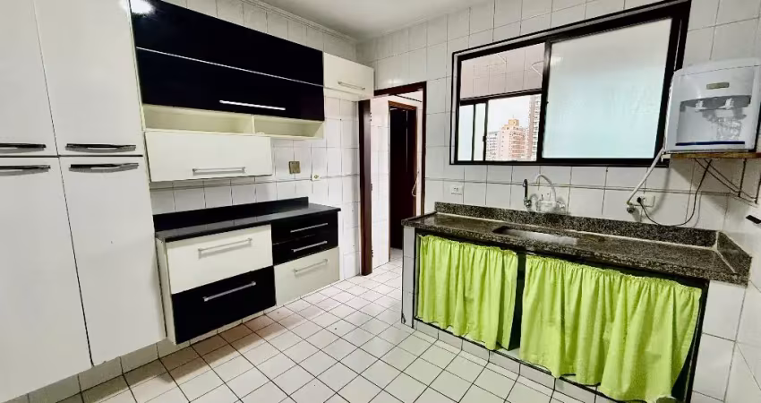 Apartamento com 3 quartos para alugar na Rua Delphin Moreira, 35, Embaré, Santos