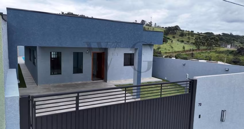 Casa para Venda em Atibaia, Loteamento Parque Serras de Atibaia I, 3 dormitórios, 1 suíte, 3 banheiros, 2 vagas