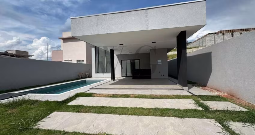 Casa para Venda em Atibaia, Loteamento Parque Serras de Atibaia I, 3 dormitórios, 1 suíte, 3 banheiros, 2 vagas