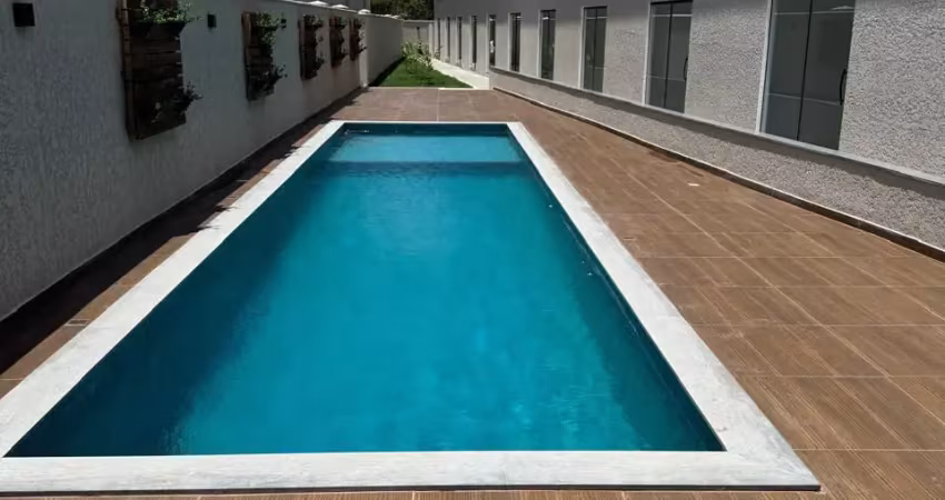 Apartamento duplex 3 suites a 300mts da praia de taperapuan-porto seguro ba