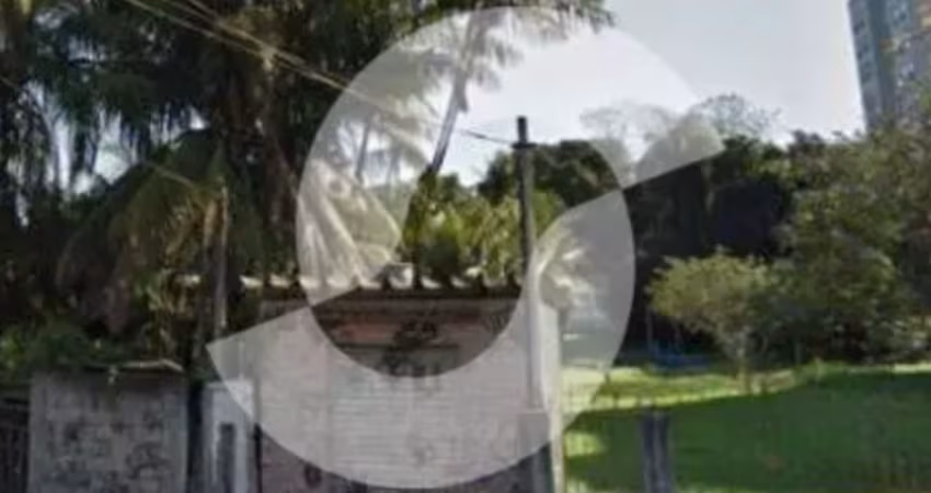 Oportunidade terreno com 4200m².