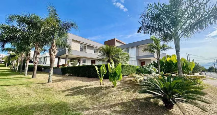 Casa em Condomínio com 4 dorm. no bairro Alphaville Gravataí em Gravataí