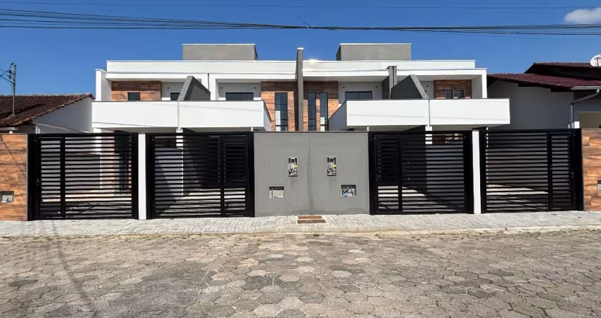 Sobrado à venda em Poço Grande - Gaspar/SC!