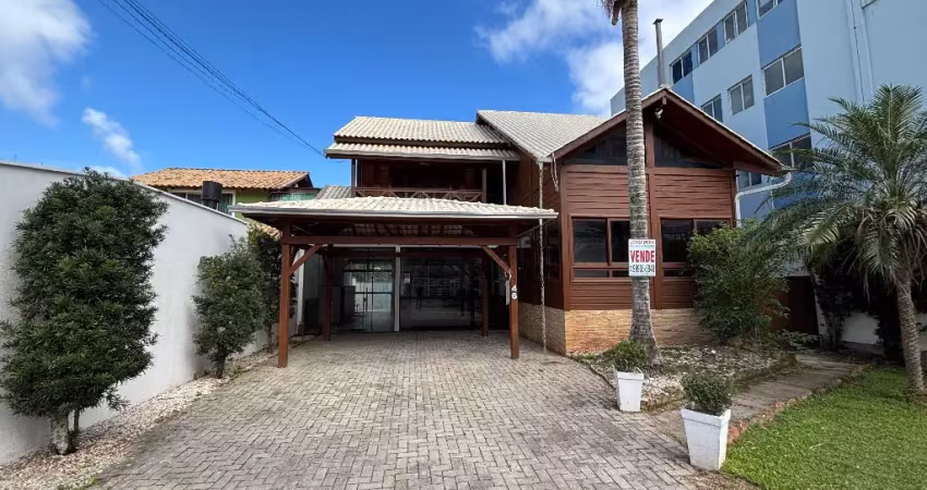 Casa com 2 quartos à venda na Rua Vereador Manoel José dos Santos, 46, Centro, Bombinhas
