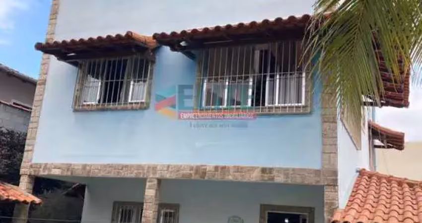 Casa Duplex para Venda em Saquarema, Verde Vale (Bacaxá), 5 dormitórios, 2 suítes, 5 banheiros, 1 vaga