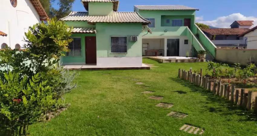 Casa para Venda em Saquarema, Jaconé (Sampaio Correia), 4 dormitórios, 3 suítes, 4 banheiros
