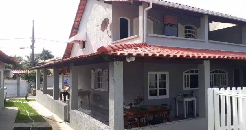 Casa para Venda em Saquarema, Itaúna, 5 dormitórios, 2 suítes, 4 banheiros