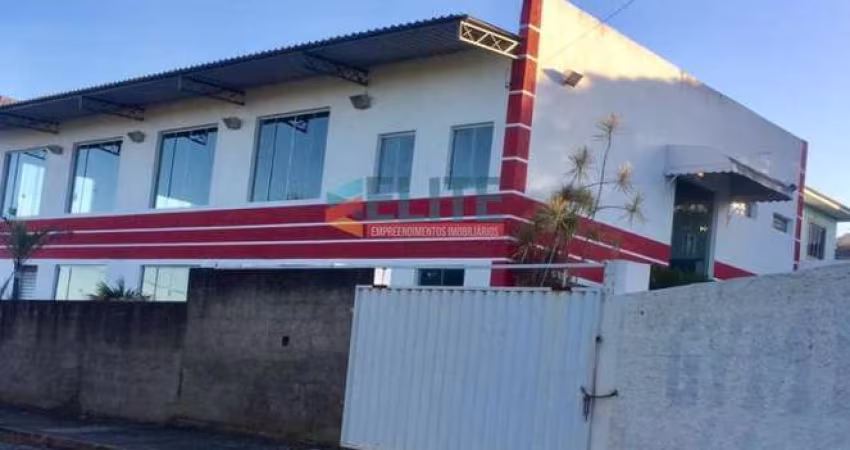 Loja Comercial para Venda em Saquarema, Porto da Roça I, 3 banheiros