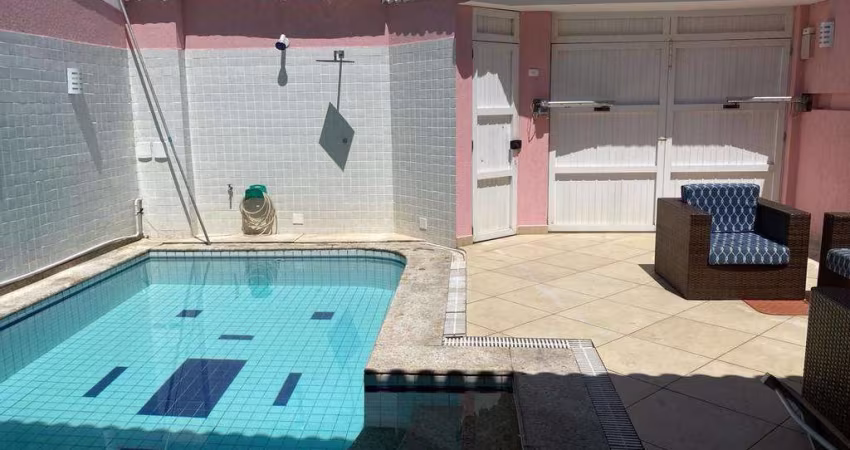 Casa à venda em Rio de Janeiro, Vargem Pequena, com 5 suítes, com 400 m², Condomínio Flamboyant
