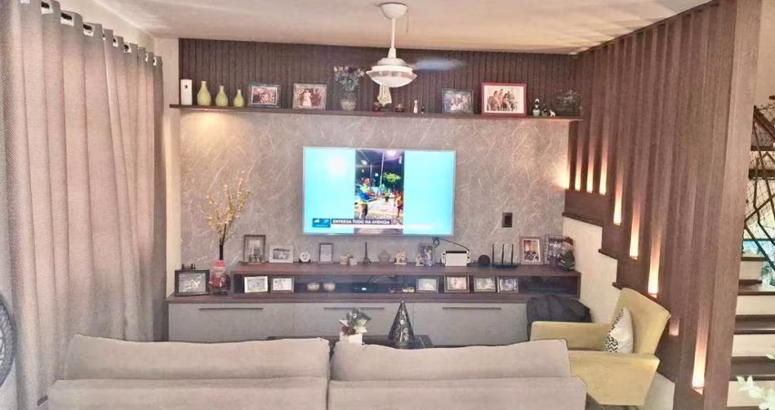 Casa à venda em Rio de Janeiro, Freguesia de Jacarepaguá, com 4 quartos, com 270 m²